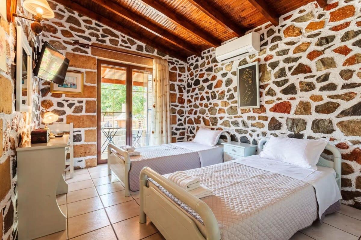 Mani'S Garden Paradise - Elia Secluded Retreat Stoúpa Exterior foto
